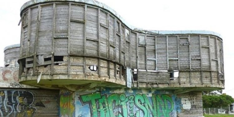 Una fundación reunirá fondos para recuperar el emblemático Parador Ariston