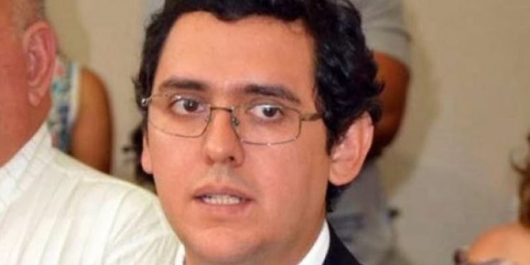 Escandalosos pagos de Solis a proveedores truchos