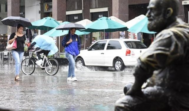 Continúa el alerta meteorológico por tormentas intensas en Salta