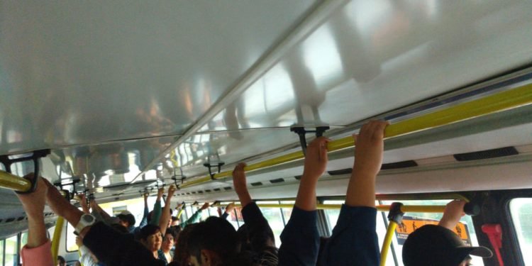 Reducen la cantidad de personas que podrán viajar en los colectivos