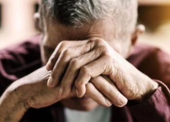 A punta de cuchillo robó leche y azúcar a un anciano en General Güemes