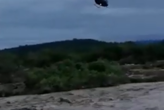 Rescate en el Mojotoro: dos hombres fueron salvados por el Ejercito desde río embravecido