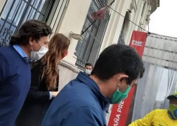 Sáenz habilita cámaras desinfectantes en distintos puntos de la Capital