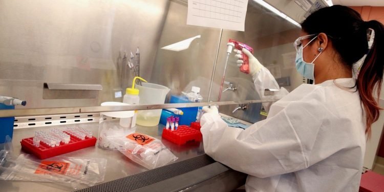 Hoy se sabrá si el paciente fallecido en el San Bernardo tenía compatibilidad con COVID-19