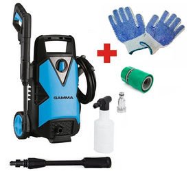 Médico salteño desinfecta el pasaje donde vive con una hidrolavadora, agua y lavandina