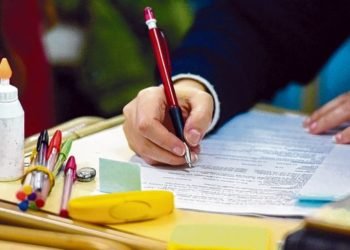 Diputados analizan la situación de los colegios privados, sus cuotas y sus gastos