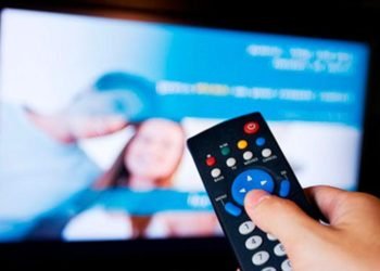 Congelaron las tarifas de teléfonos, celulares, Internet y cable hasta agosto