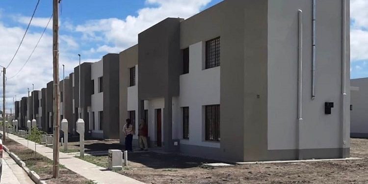 Viviendas: construirán 400 departamentos en los barrios Pereyra Rozas y El Huaico