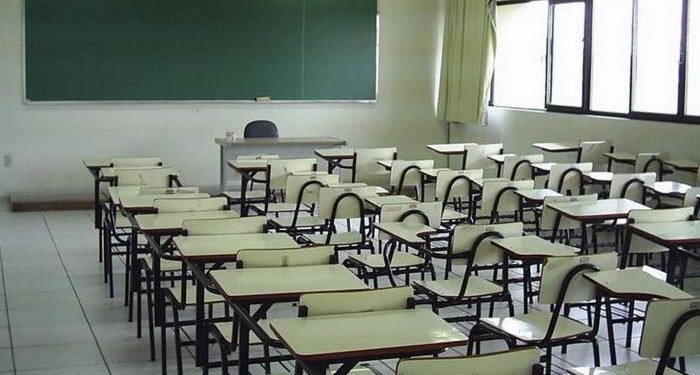Desde Educación descartan la promoción automática y suspender las vacaciones