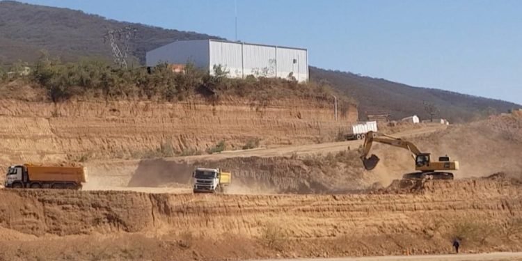 Denuncian a la empresa AGV por daño ambiental, ruidos insoportables y peligro latente