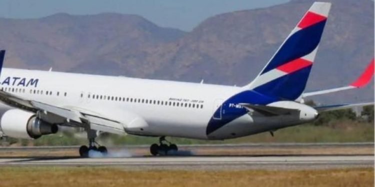 Salta pierde tres vuelos diarios a Buenos Aires con la ida de Latam
