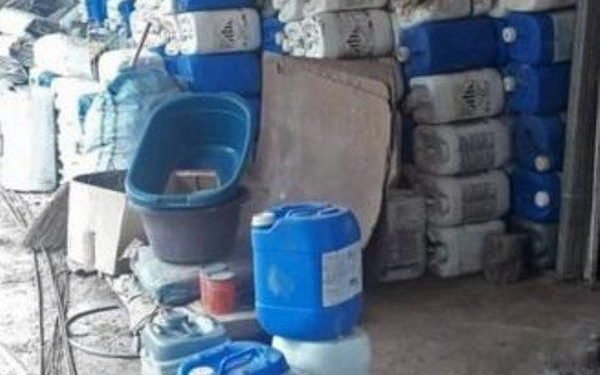Vendían bidones contaminados con químicos en Santa Victoria Este, un detenido y un prófugo