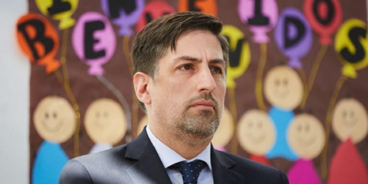 El ministro Trotta adelantó la modalidad de las clases: “Habrá días en la escuela y días en casa”