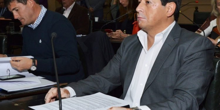 Salta: un intendente multó con $40 mil a un periodista por reportar casos de coronavirus en su ciudad