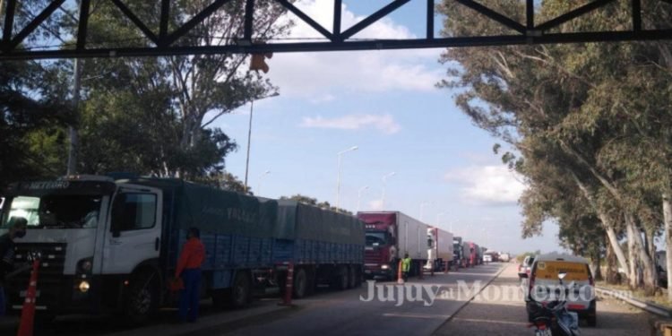 Camioneros: los tests vuelven a generar cortocircuitos entre Salta y Jujuy