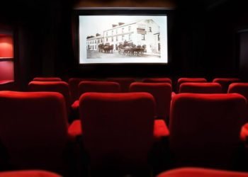 Después de 10 meses, volverían los cines: cómo es el protocolo