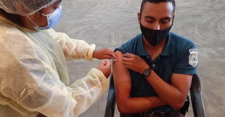 Inició el plan de vacunación al personal del Servicio Penitenciario de Salta