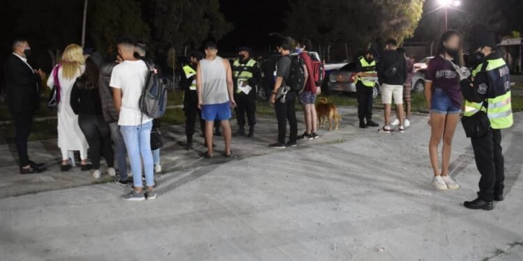 Sanciones más rápidas y duras contra los que hagan fiestas clandestinas
