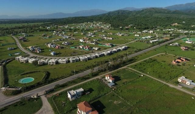 La polémica en Salta con Gimena Accardi y Nicolás Vázquez