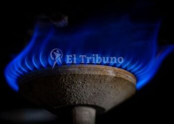 Pasaron la noche en medio del frío: sigue la toma de terrenos en barrio Solidaridad