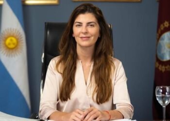 Bettina Romero anunció un nuevo aumento para los municipales