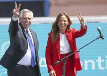 “El Presidente es candidato hasta que diga que no lo es”