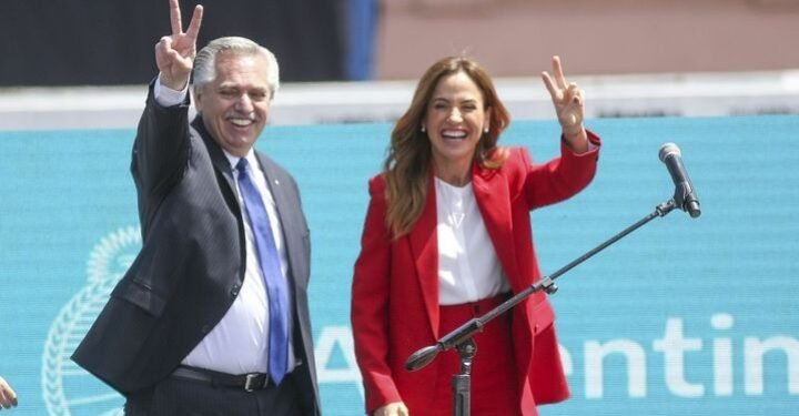 “El Presidente es candidato hasta que diga que no lo es”