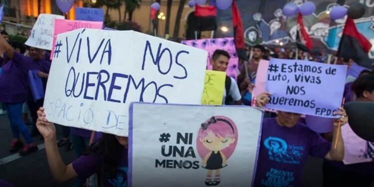 Con récord de femicidios y violencia de género, hoy marchan las mujeres de Salta