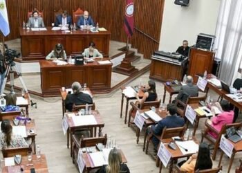 Proponen la continuidad para Sócrates Paputsakis