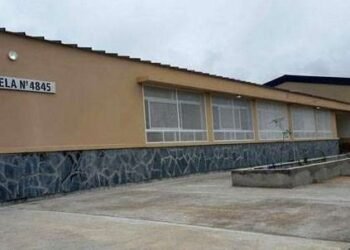 Taller de convivencia escolar tras un incidente con gas pimienta