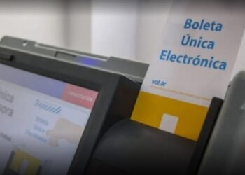 Taller de convivencia escolar tras un incidente con gas pimienta