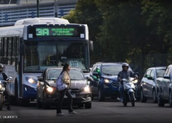 El comercio sufre la baja de ventas y aplican promociones para repuntar