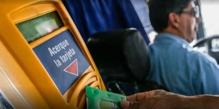 Saeta podría dejarte sin boleto: ésto tenés que hacer para subirte al bondi