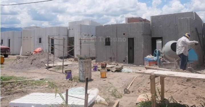 Cuántos empleados se quedarían afuera si Milei privatiza Radio Nacional Salta