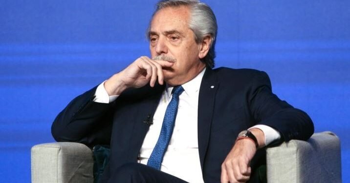 Se derogó el decreto que firmó Alberto Fernández para que el Estado le pague la custodia en todo el mundo