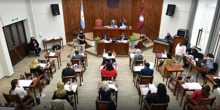 Dólar blue en Salta: después de varios días en baja, la divisa norteamericana cerró la semana en alza